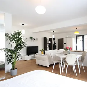  Apartament Nicolae Caramfil