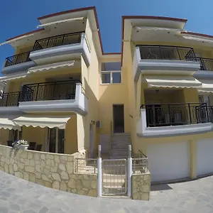 dimi-apartments.hotelschalkidiki.net/